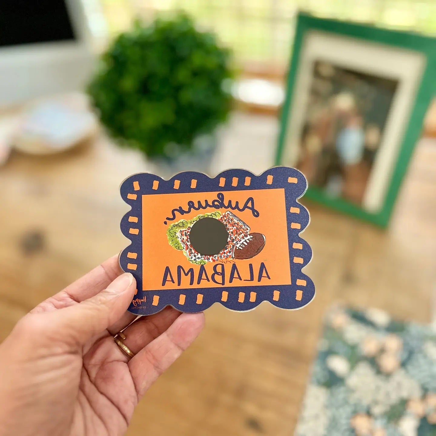 ACRYLIC Auburn, AL Scalloped Stadium Magnet