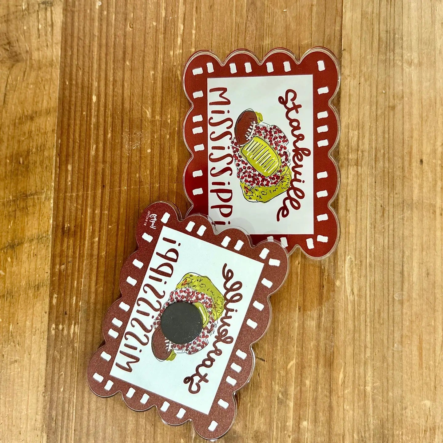 ACRYLIC Starkville, MS Scalloped Stadium Magnet