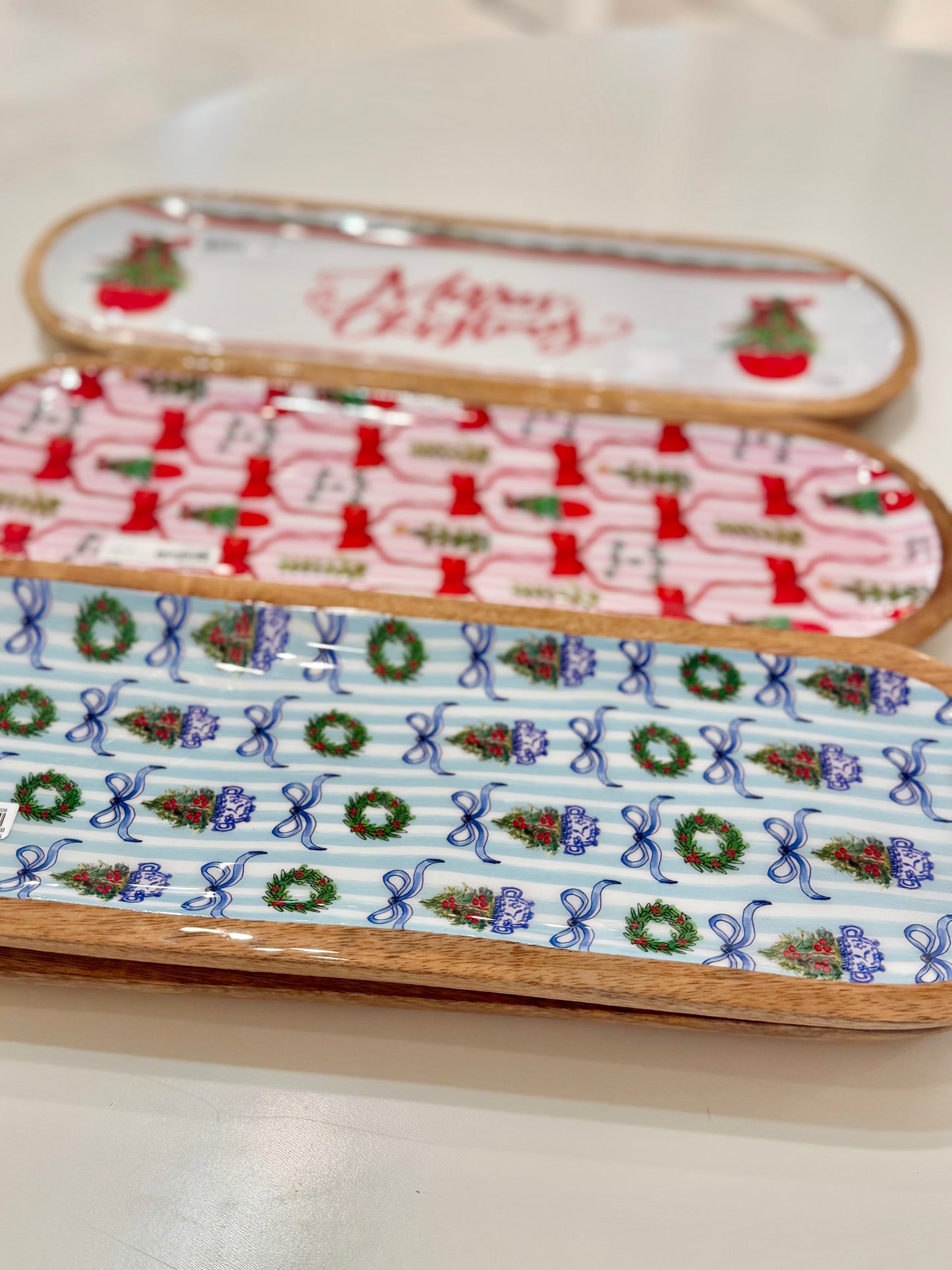 A TRADITIONAL CHRISTMAS TAILGATE TRAY AND BOWL SET (PRE-ORDER)