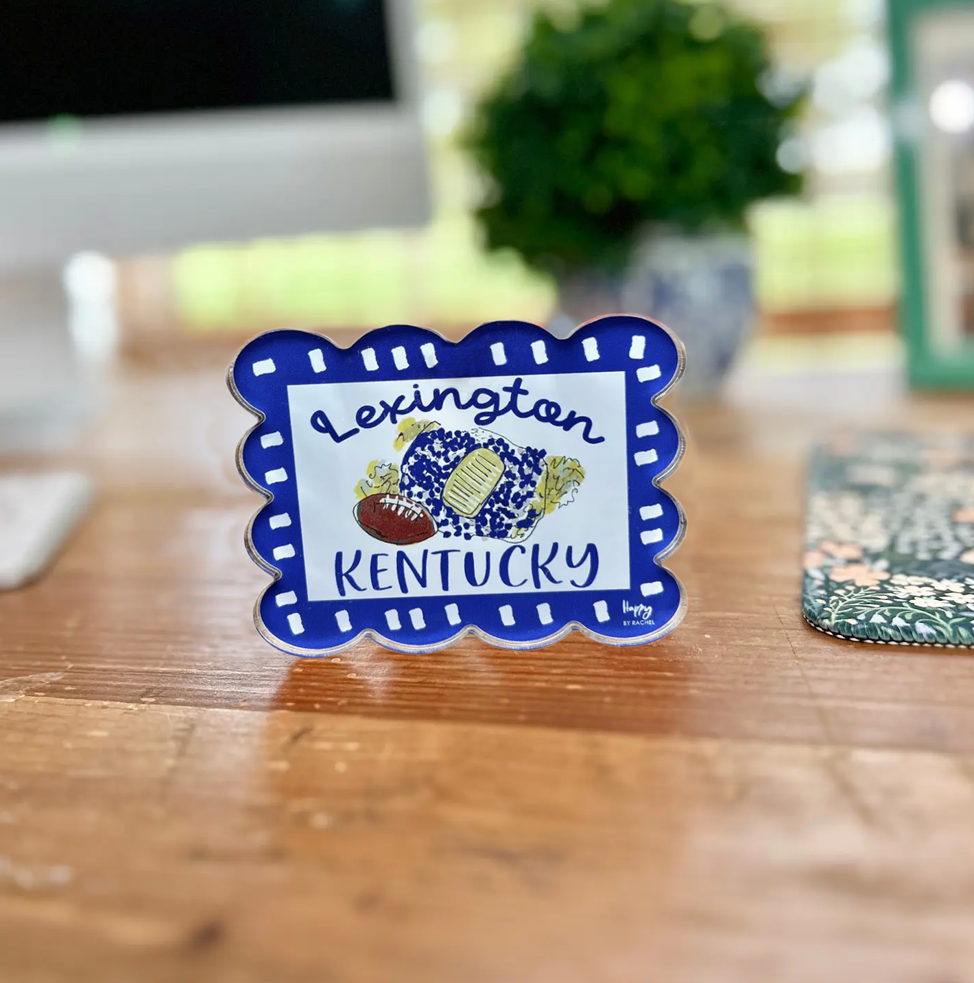 ACRYLIC Lexington, KY Scalloped Stadium Magnet